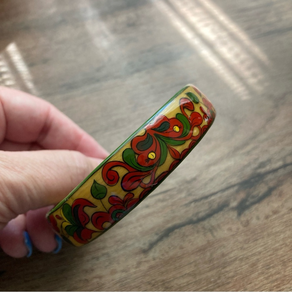 Vintage Hand Painted Russian Lacquer Bangle Bracelet 80's Signed